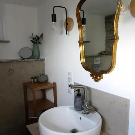 Ferienwohnung Um's Eck Διαμέρισμα *